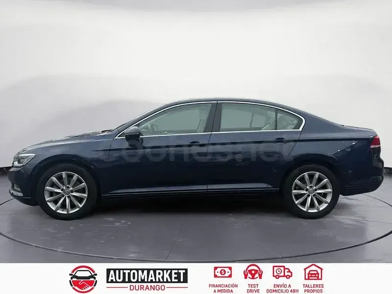 Usado VW Passat Sportline 150 CV (110 kW) 2015 Azul Berlina