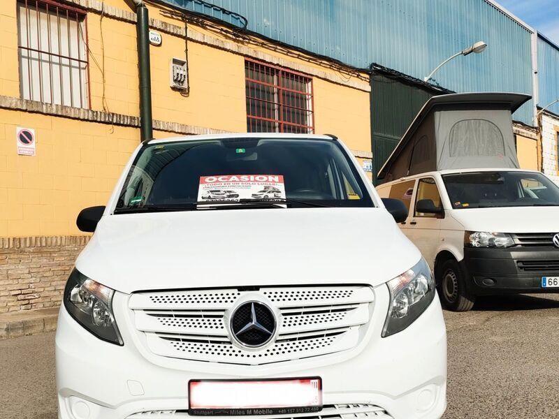 Usado Mercedes Vito 136 CV (100 kW) 2018 Blanco Van