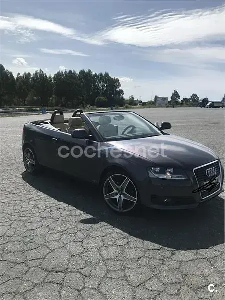 Usado Audi A3 Cabriolet Ambition 105 CV (77 kW) 2009 Violeta / lila Descapotable