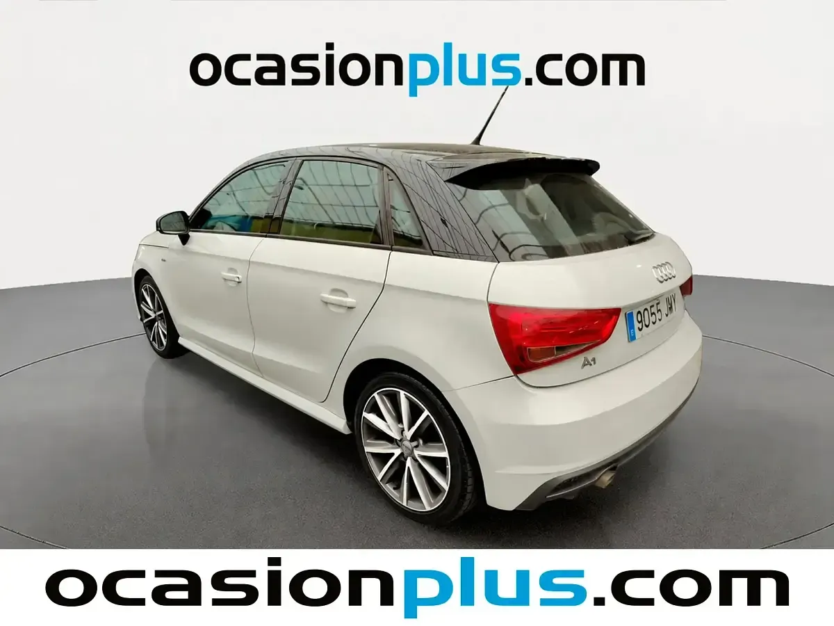 Usado Audi A1 116 CV (85 kW) 2016 Blanco Utilitario