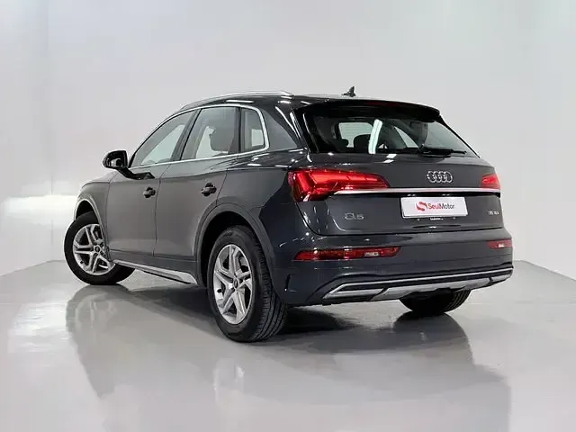 Usado Audi Q5 Advanced Plus 163 CV (119 kW) 2023 Gris SUV