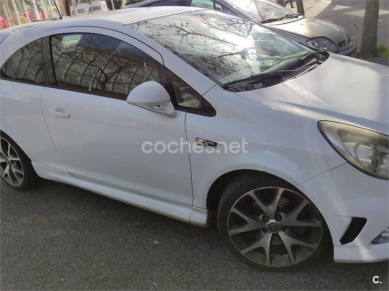 Usado Opel Corsa OPC 192 HP (141 kW) 2009 Branco Citadino