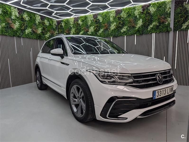 Usado VW Tiguan R-line 150 CV (110 kW) 2022 Blanco SUV