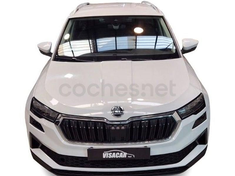 Usado Skoda Karoq Ambition 110 CV (80 kW) 2022 Blanco SUV