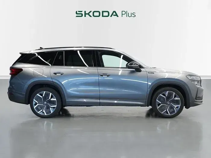 Usado Skoda Kodiaq SportLine 204 CV (150 kW) 2026 Gris SUV