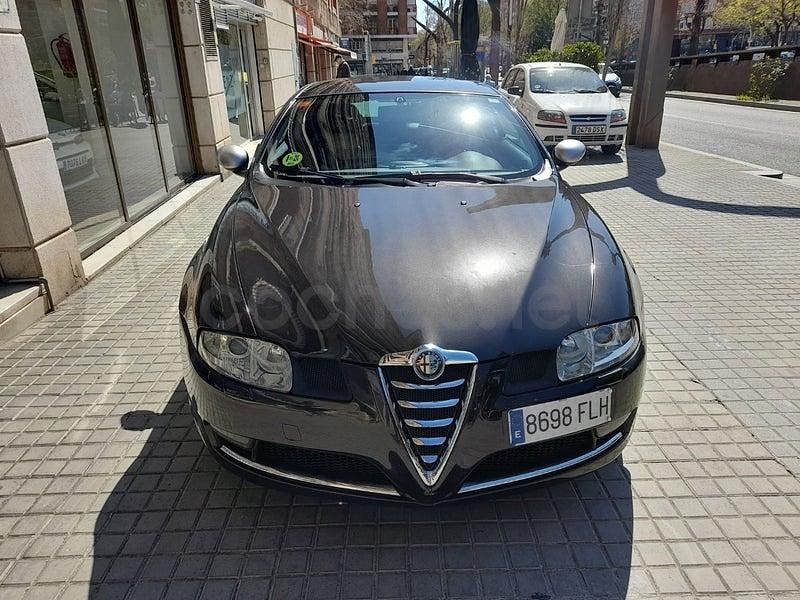 Usado Alfa Romeo GT 150 CV (110 kW) 2007 Negro Coupe