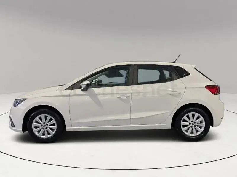 Usado Seat Ibiza Style 80 CV (58 kW) 2023 Blanco Utilitario