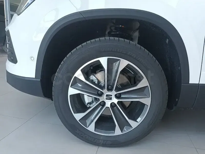 Usado Seat Ateca Style 110 CV (80 kW) 2020 Blanco SUV