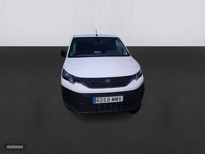 Occasion Peugeot Partner 102 ch (75 kW) 2024 Blanc Monospace