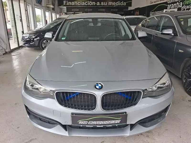 Usado BMW 320 Comfort Edition 184 CV (135 kW) 2014 Gris / plata Berlina