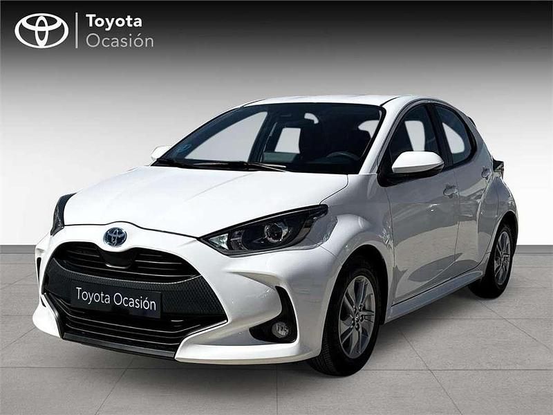 Usado Toyota Yaris Hybrid Business Edition 116 CV (85 kW) 2022 Utilitario