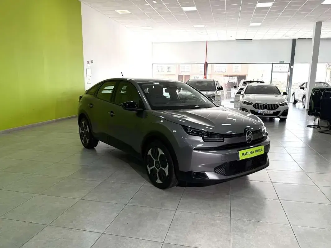 Usado Citroën C4 145 CV (106 kW) 2025 Gris SUV