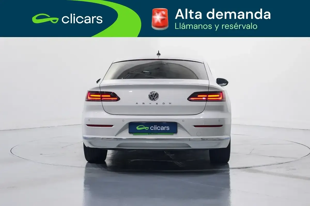 Usado VW Arteon Elegance 150 CV (110 kW) 2018 Blanco Utilitario