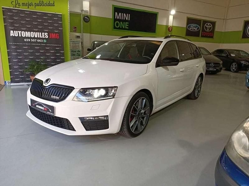 Blanco Usado 2014 Skoda Octavia RS Utilitario | 13.990 € (Buen precio) - Imagen 1/4