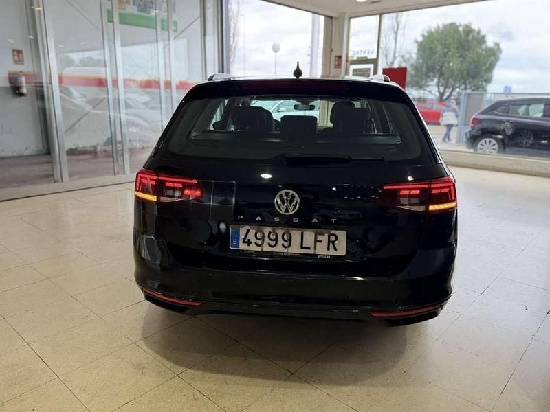Usado VW Passat Business 150 CV (110 kW) 2020 Negro Familiar