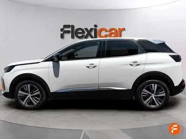 Usado Peugeot 3008 Allure 130 CV (95 kW) 2023 Blanco SUV