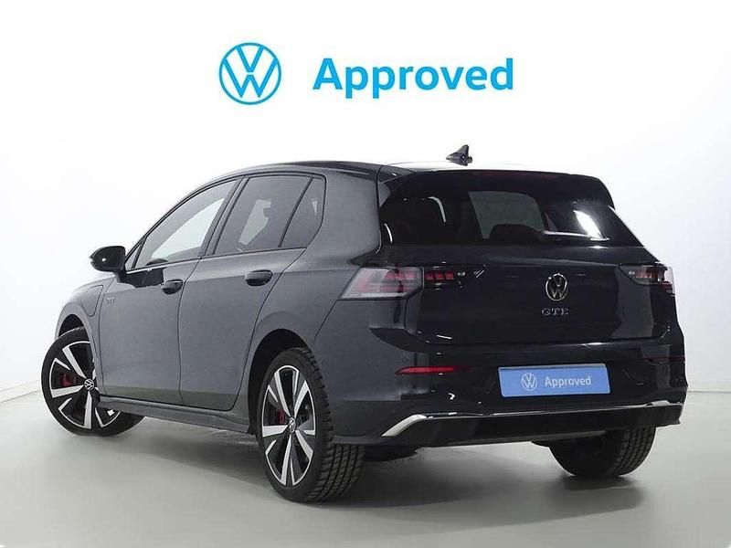 Usado VW Golf VIII GTE 272 CV (200 kW) 2025 Gris Berlina