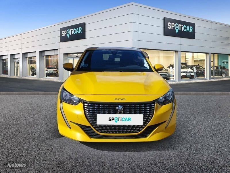 Usado Peugeot 208 Active 100 CV (73 kW) 2021 Amarillo Utilitario
