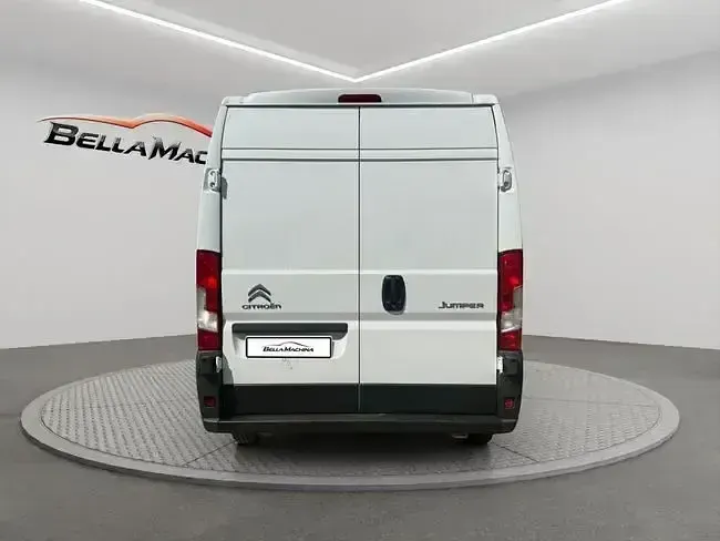 Usado Citroën Jumper 120 CV (88 kW) 2022 Blanco Monovolumen