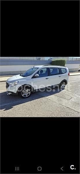 Usado Dacia Lodgy Comfort 115 CV (84 kW) 2022 Blanco Monovolumen