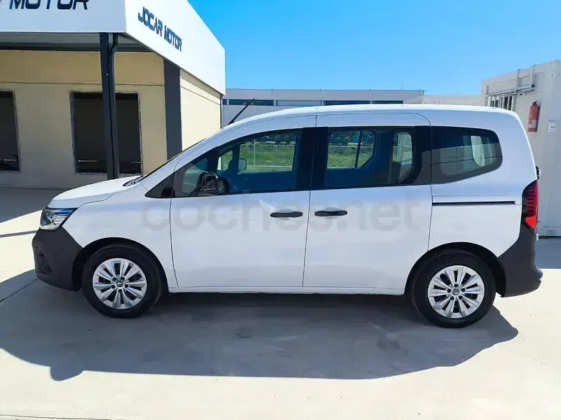 Usado Renault Kangoo Edition One 95 CV (69 kW) 2021 Blanco Monovolumen
