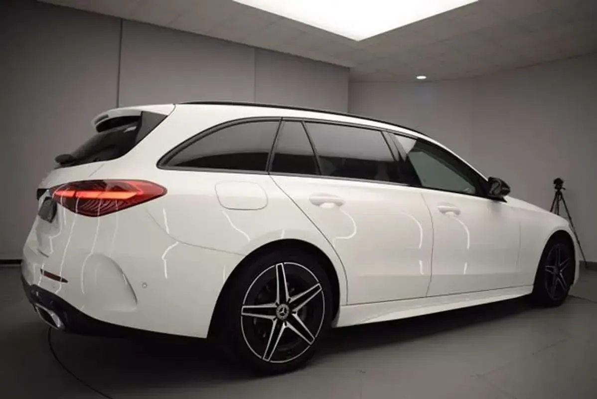Usado Mercedes C220 199 CV (146 kW) 2022 Blanco Familiar