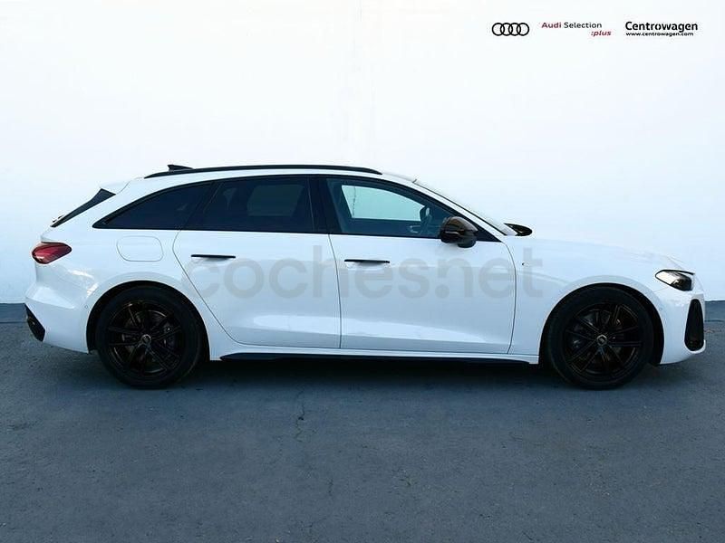 Usado Audi A5 204 CV (150 kW) 2025 Blanco Familiar