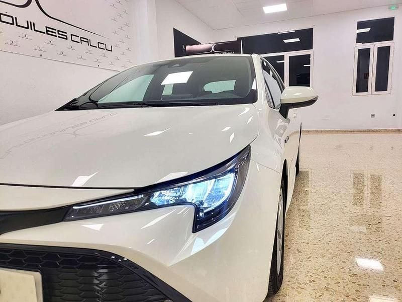 Usado Toyota Corolla Active 122 CV (89 kW) 2022 Blanco Utilitario