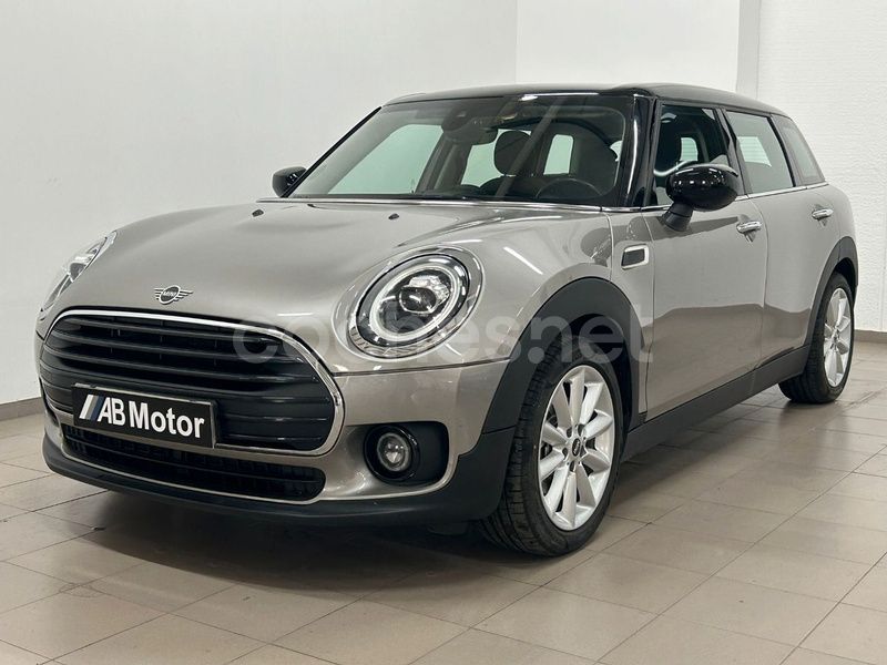 Plateado Usado 2020 Mini Cooper Clubman Familiar | 18.900 € (Precio justo) - Imagen 1/4