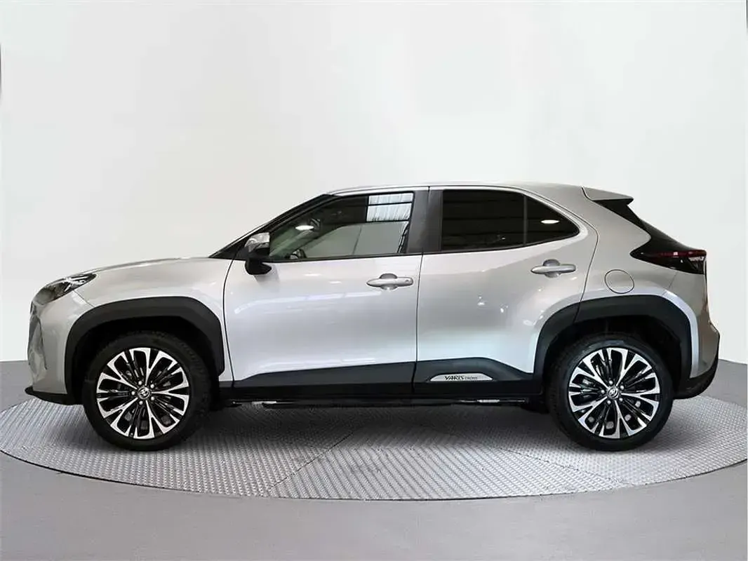 Usado Toyota Yaris Cross Style 116 CV (85 kW) 2022 SUV