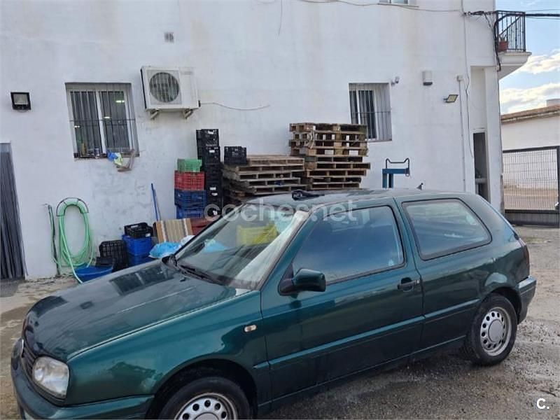 Usado VW Golf III Conceptline 90 CV (66 kW) 1997 Verde Berlina