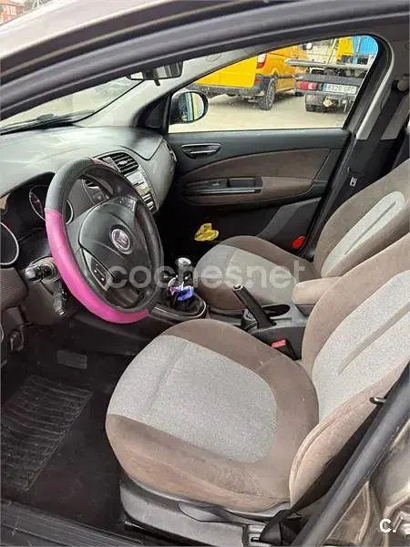 Usado Fiat Bravo Active 120 CV (88 kW) 2008 Beige Utilitario