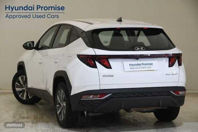 Usado Hyundai Tucson 116 CV (85 kW) 2021 Polar white SUV