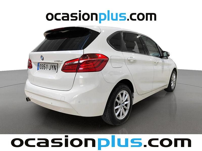 Usado BMW 218 Active Tourer 150 CV (110 kW) 2017 Blanco Monovolumen
