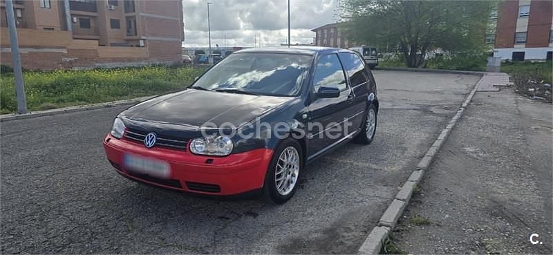 Usado VW Golf IV GTI 150 CV (110 kW) 2001 Azul Berlina