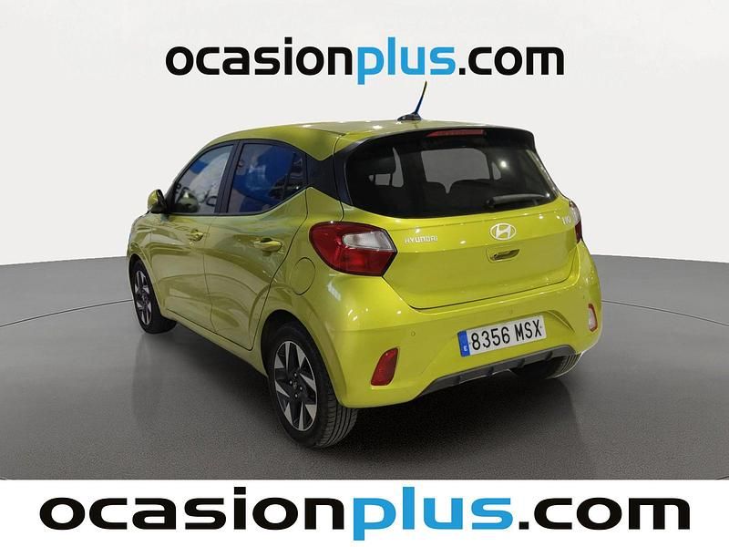 Usado Hyundai i10 67 CV (49 kW) 2024 Verde Utilitario
