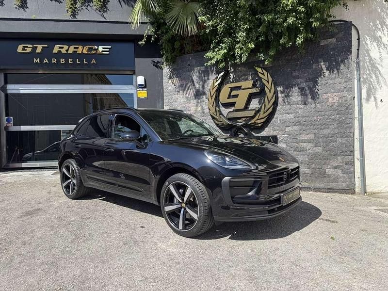 Begagnad Porsche Macan 265 HK (194 kW) 2024 Svart SUV