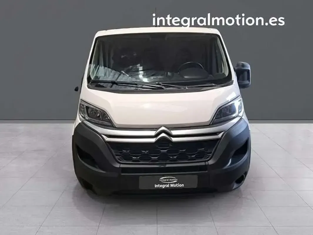 Usado Citroën Jumper 120 CV (88 kW) 2020 Blanco Monovolumen