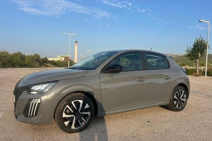 Usado Peugeot 208 Active 100 CV (73 kW) 2024 Utilitario