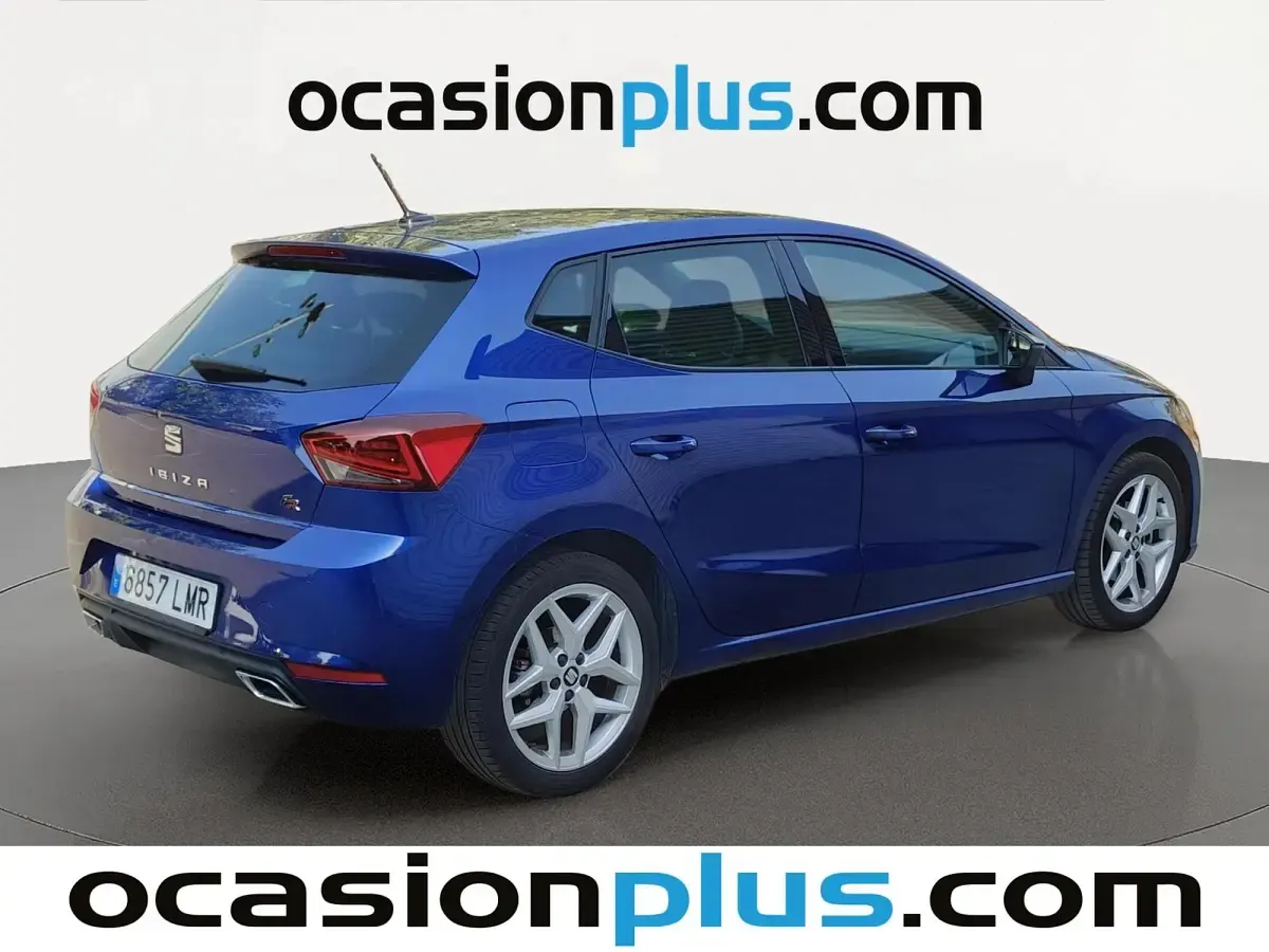 Usado Seat Ibiza FR 110 CV (80 kW) 2021 Azul Utilitario