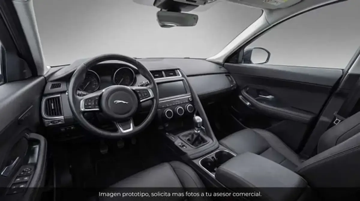 Usado Jaguar E-Pace 179 CV (131 kW) 2020 Blanco SUV