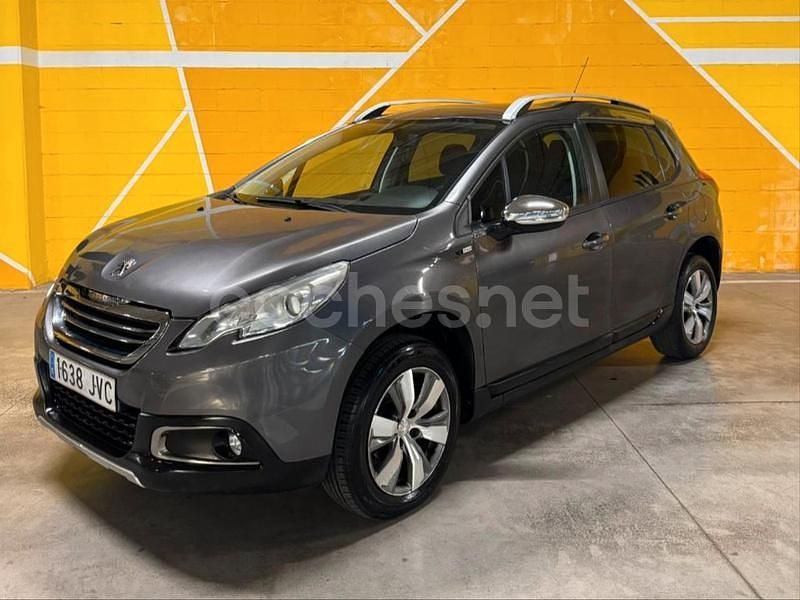 Gris / plata Usado 2017 Peugeot 2008 Style SUV | 7550 € (Buen precio) - Imagen 1/4