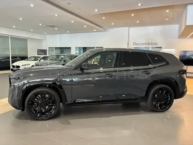 Nuevo BMW XM 476 CV (350 kW) 2026 Gris / plata SUV