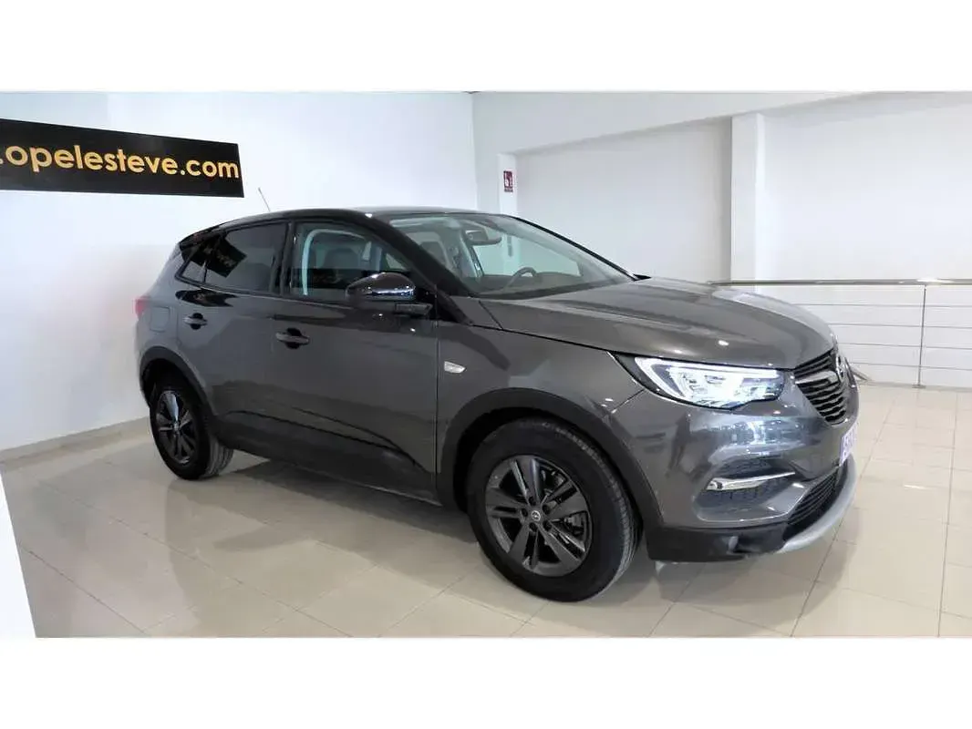 Usado Opel Grandland X Design & Tech 131 CV (96 kW) 2021 Gris SUV