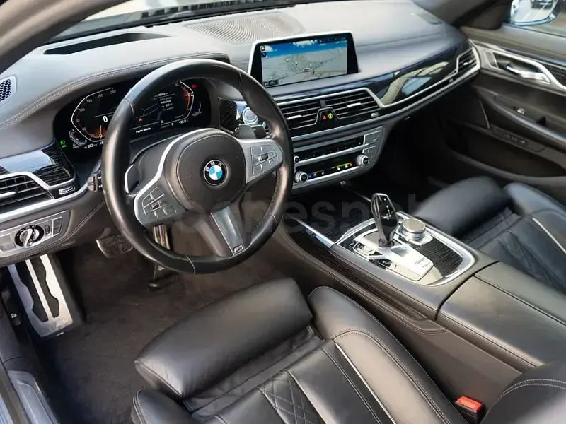 Usado BMW 740 Comfort Edition 340 CV (250 kW) 2022 Negro Berlina