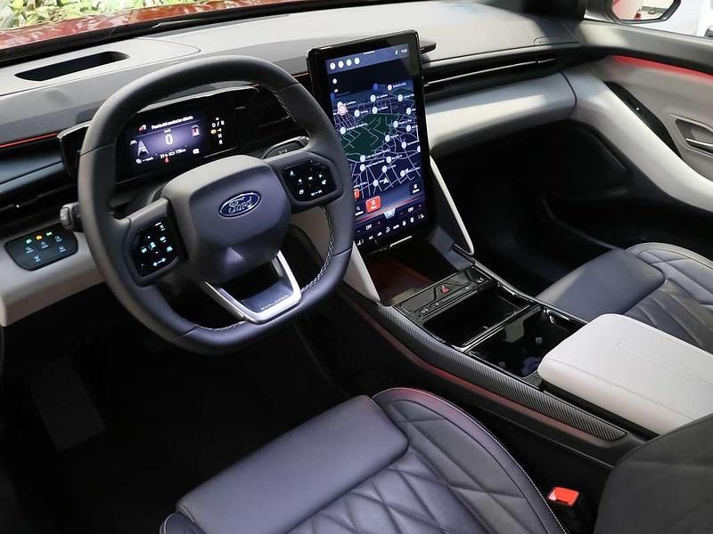 Usado Ford Explorer Premium 210 kW (286 CV) 2024 Rojo SUV