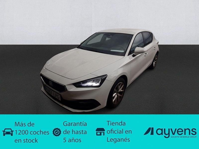Usado Seat Leon Style 115 CV (84 kW) 2021 Blanco Utilitario