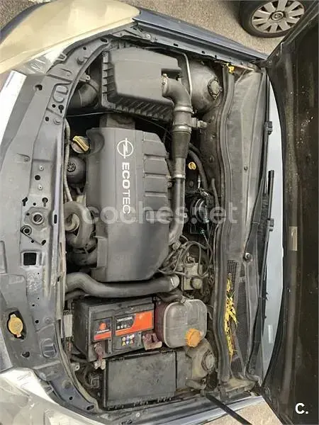 Usado Opel Astra Enjoy 90 CV (66 kW) 2008 Negro Berlina