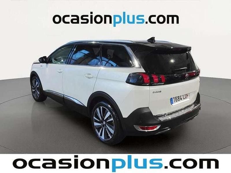 Usado Peugeot 5008 GT-line 131 CV (96 kW) 2019 Blanco SUV
