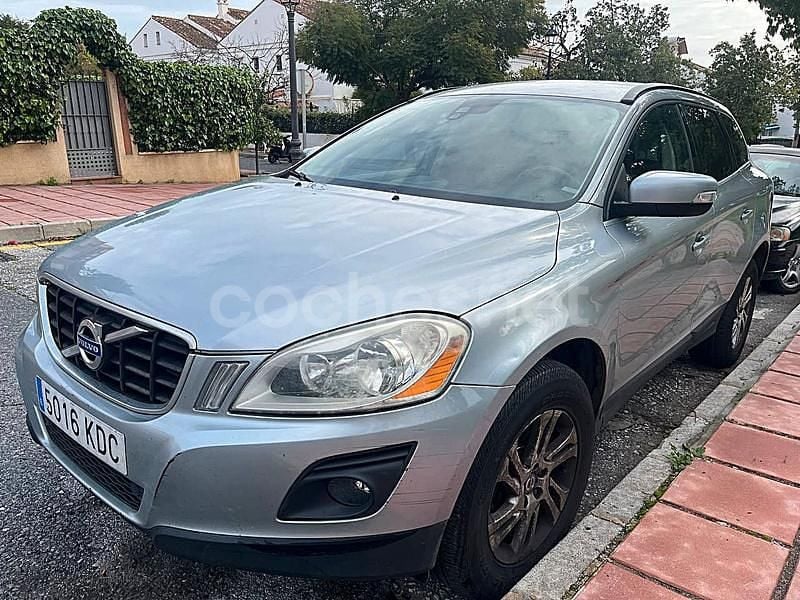 Gris Usado 2009 Volvo XC60 Summum SUV | 7995 € (Precio justo) - Imagen 1/4